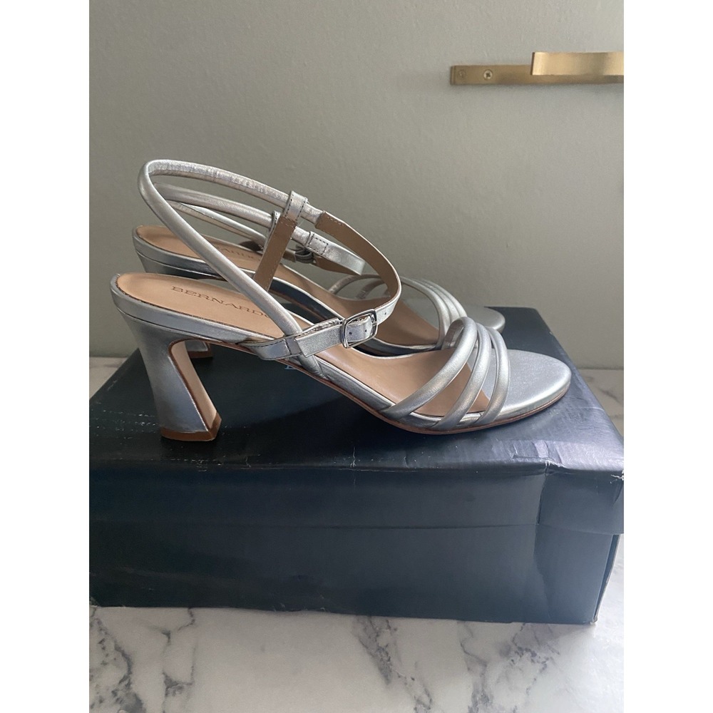 Bernardo Silver Leather Strappy Slingback Buckle Ankle Strap Open Toe 11M - Picture 3 of 6